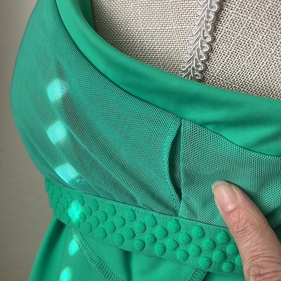 EUC THE NORTH FACE | Kelly Green Workout Tank Top, L - Picture 12 of 16